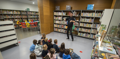 Aprendices. Haragi koloreko tximeleta Aprendices. Haragi koloreko tximeleta